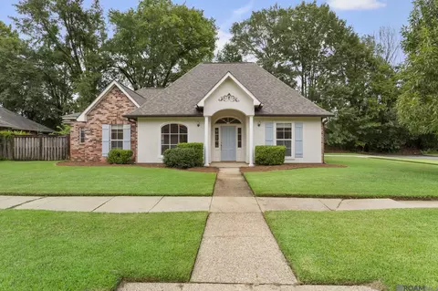9255 Worthington Lake Ave, Baton Rouge, LA 70810