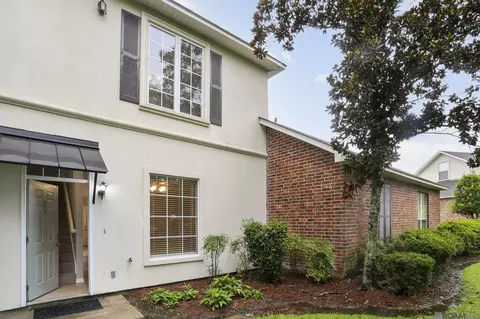 4000 Lake Beau Pre # 71, Baton Rouge, LA 70820