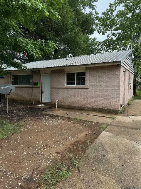 6220 Pontotoc St, Baton Rouge, LA 70812