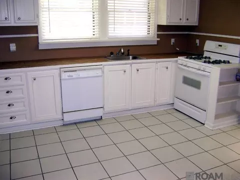 1062 Johnston St, Baker, LA 70714 photo 3
