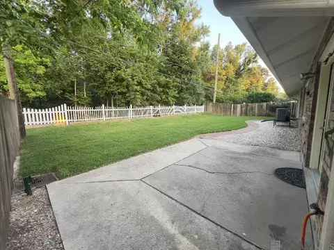 Exterior - 151 Lakewood Dr, Luling, LA 70070 photo 3 of 5