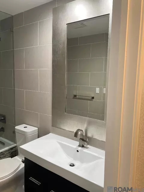 Bath - 151 Lakewood Dr, Luling, LA 70070 photo 6 of 6