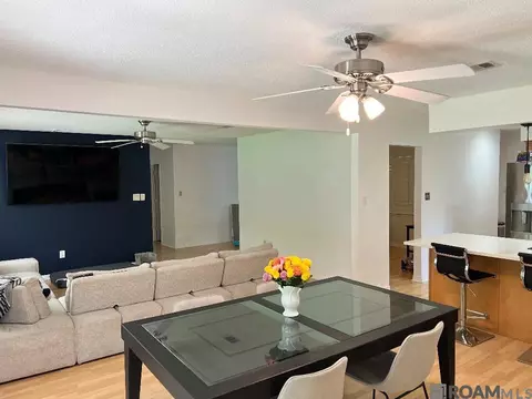 Dining - 151 Lakewood Dr, Luling, LA 70070 photo 2 of 2