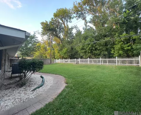 Exterior - 151 Lakewood Dr, Luling, LA 70070 photo 4 of 5