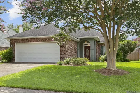 2242 Hunters Trail Dr, Baton Rouge, LA 70816