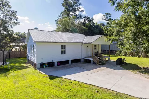26666 Todd Dr, Denham Springs, LA 70726