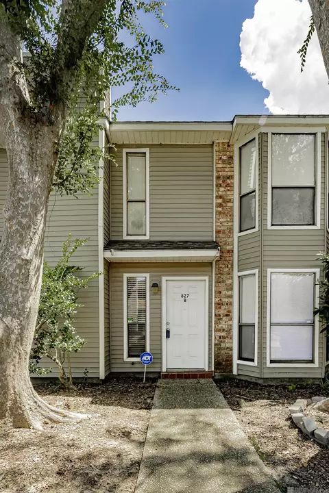 827 E Boyd Dr # B, Baton Rouge, LA 70808