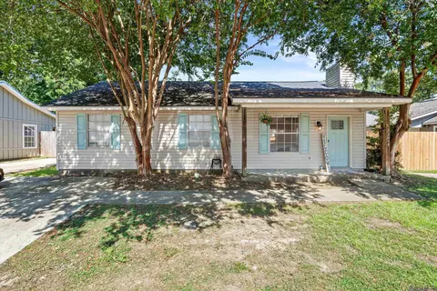 33874 Cedar Ridge Ct, Denham Springs, LA 70706