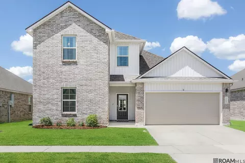 715 Jacques Ln, Zachary, LA 70791