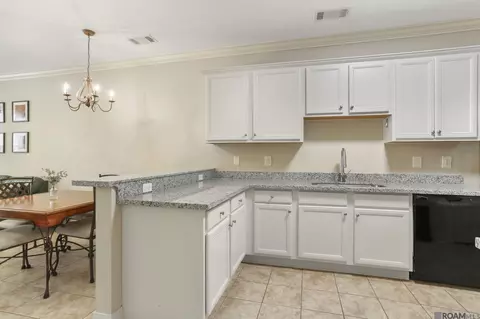 10600 Lakes Blvd # 303, Baton Rouge, LA 70810
