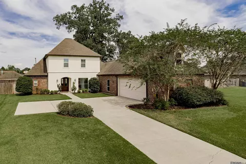 15233 Summer Park Ln, Baton Rouge, LA 70817
