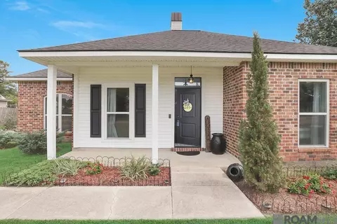 7675 Elmwood Dr, Denham Springs, LA 70706
