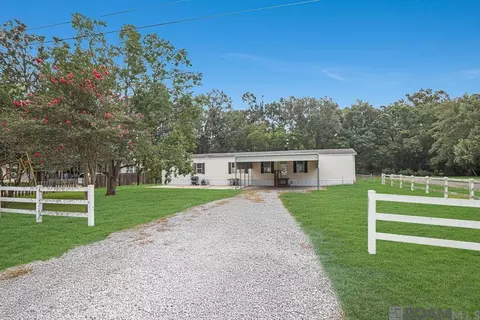 12354 Ruth Rd, Gonzales, LA 70737