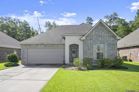 8902 Perry Park Dr, Denham Springs, LA 70726