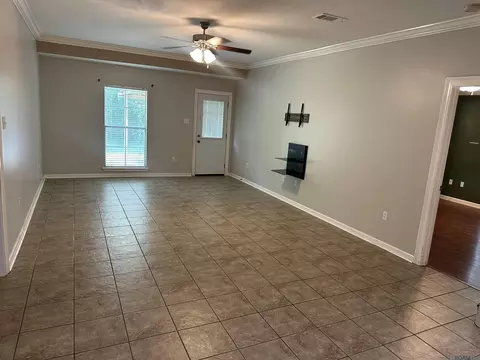 705 Chemin Dr, Baker, LA 70714 photo 3