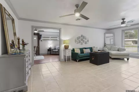 5708 Cypress St, Saint Francisville, LA 70775