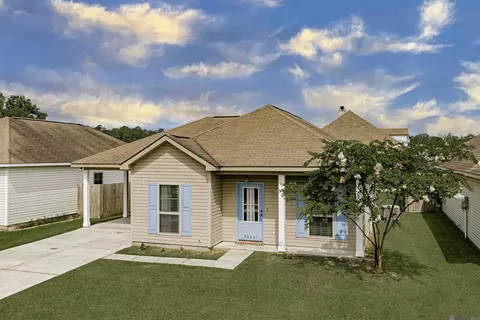 32421 Lake Pointe Blvd, Denham Springs, LA 70726