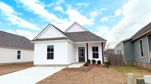 515 S Iberville Ave, Gonzales, LA 70737