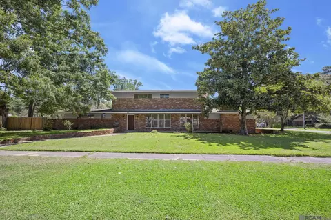 825 Sylvan Dr, Baton Rouge, LA 70815