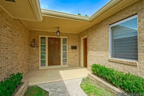 504 Colony Pl, Metairie, LA 70003