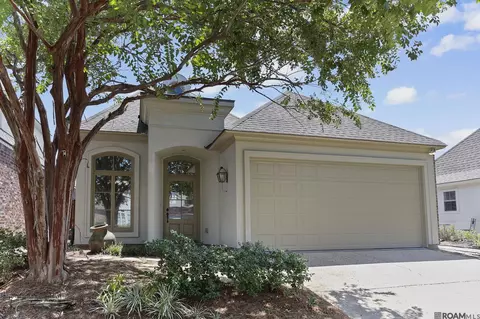 10777 Woodland Oaks, Baton Rouge, LA 70809