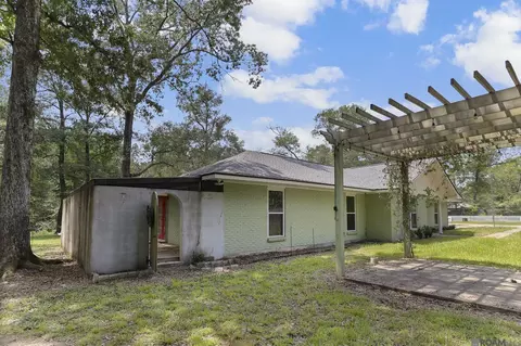 Exterior - 7640 Pettit Rd, Baker, LA 70714 photo 2 of 7