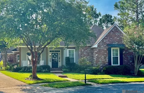 1420 Great Oak Dr, Baton Rouge, LA 70810