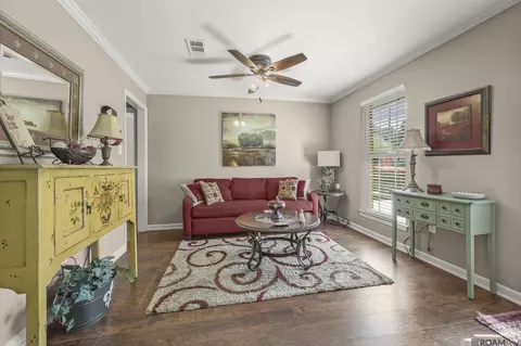 2149 Connie Dr, Denham Springs, LA 70726