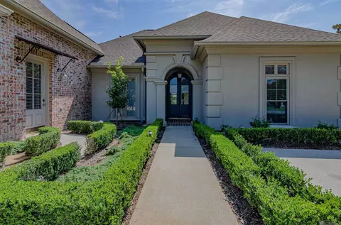 16462 Westlake Dr, Prairieville, LA 70769