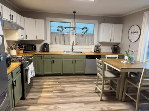 1377 2nd St, Lutcher, LA 70071