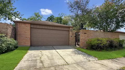 2462 Torrey Pine Dr, Baton Rouge, LA 70816