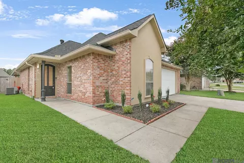 11436 Rossow Ct, Denham Springs, LA 70726