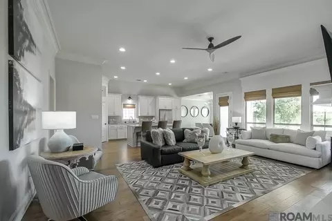 13516 Quail Grove Ave, Baton Rouge, LA 70809