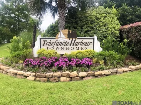 127 La Hwy 22 # S7, Madisonville, LA 70447