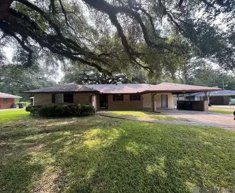 1340 Hermosa Dr, Baton Rouge, LA 70815