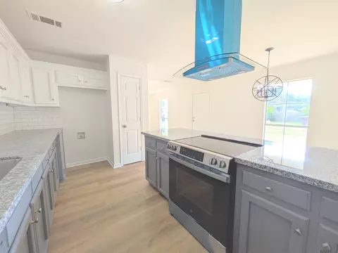 Kitchen - 13939 J R Dr, Walker, LA 70785 photo 3 of 3