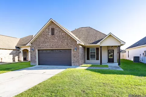 4774 Belle Vue Dr, Addis, LA 70710