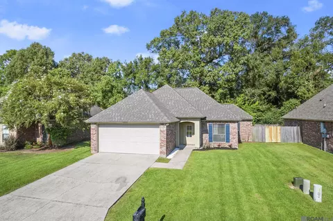 15035 Creek Side Dr, Gonzales, LA 70737
