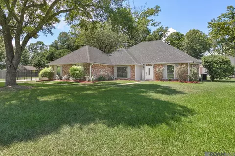 34929 Sarah Ln, Denham Springs, LA 70706
