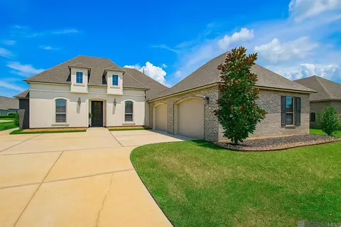 4744 Trial Dr, Addis, LA 70710