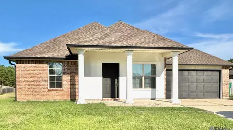 26180 Cottonwood Ct, Denham Springs, LA 70726