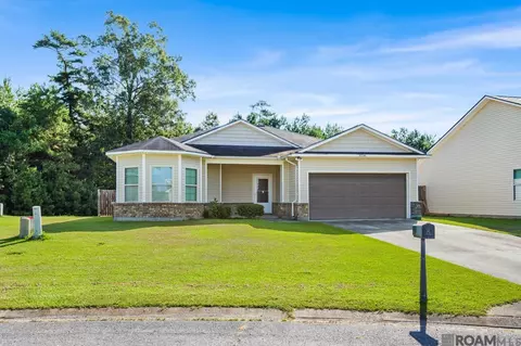 35096 Madisonville Dr, Denham Springs, LA 70706