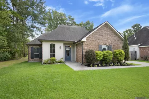 29292 S Redwood, Denham Springs, LA 70726
