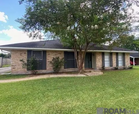 9572 Wesson St, Baton Rouge, LA 70809