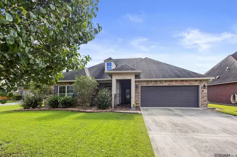14478 Stonegate Manor Dr, Gonzales, LA 70737