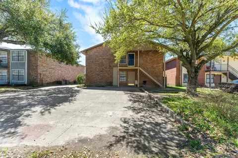 11634 Sherwood Valley Ct, Baton Rouge, LA 70816