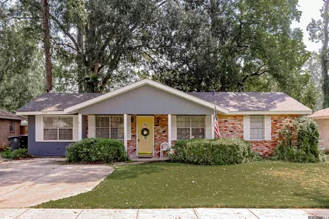 225 Fontainbleau Dr, Baton Rouge, LA 70819