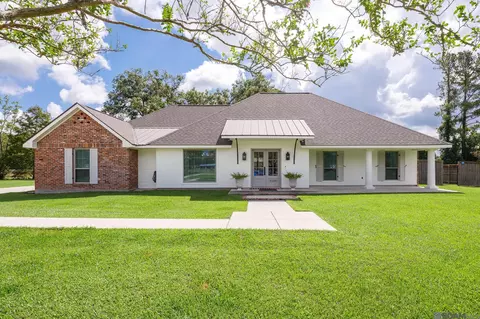 45399 John Sheets Rd, Saint Amant, LA 70774