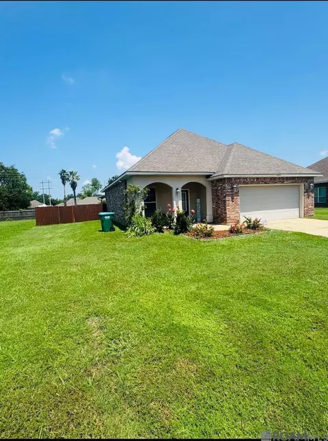 4549 Sugar Hollow Ln, Addis, LA 70710