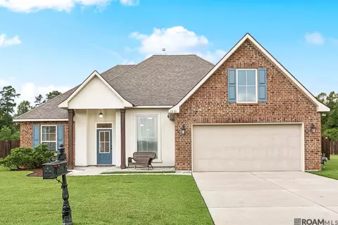 23139 Berry View Dr, Denham Springs, LA 70726